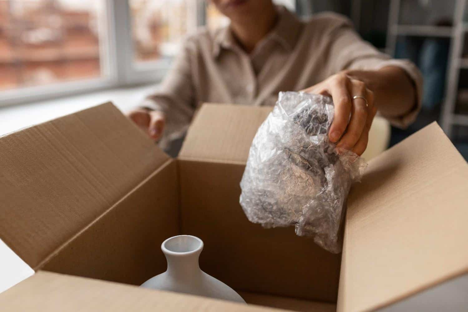 How to Pack Fragile Items the Right Way